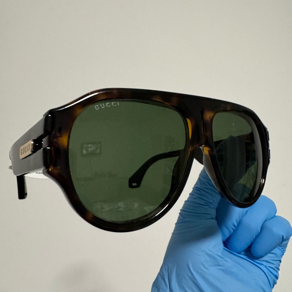 Gucci 58MM Aviator Sunglasses